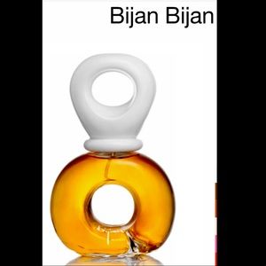Bijan eau de toil.